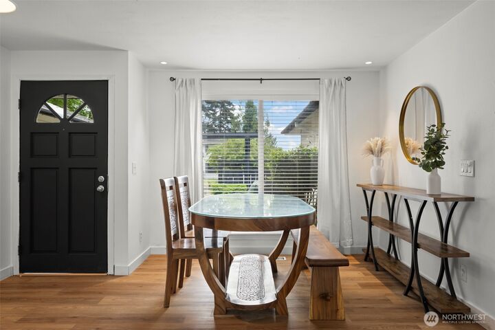Property Photo: 2715 Forest Ridge Drive SE WA 98002