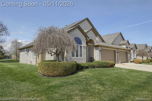 Property Photo:  52237 Mitchell Lane 11  MI 48042 