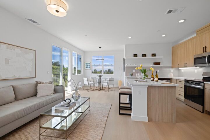 Property Photo: 801 Fassler CA 94044