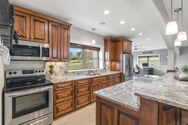 Property Photo:  441 Willow Springs Court  WI 53548 
