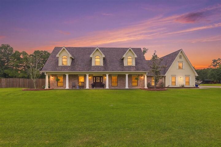 Property Photo:  1470 Tan Tara Circle  LA 70611-0000 