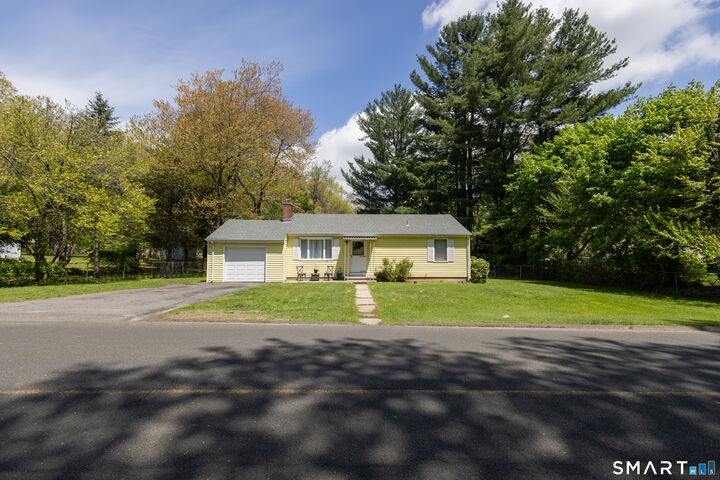 Property Photo:  35 Munson Road  CT 06716 