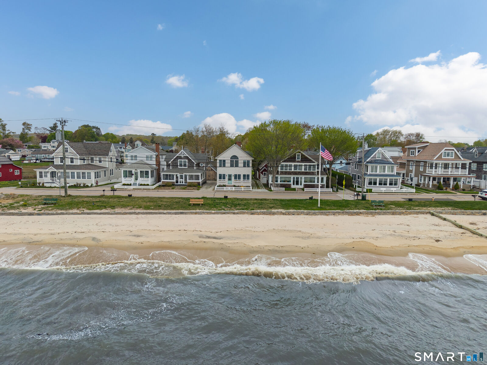 Property Photo:  273 Seaside Avenue  CT 06498 