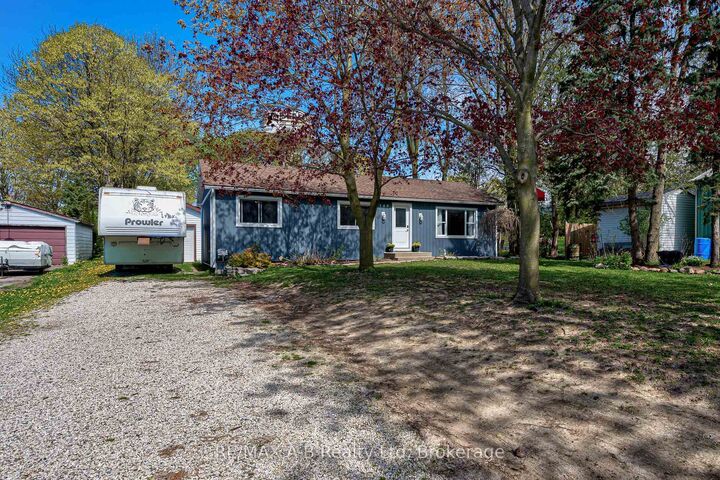Property Photo: 149 Isabella Street ON N0K 1W0