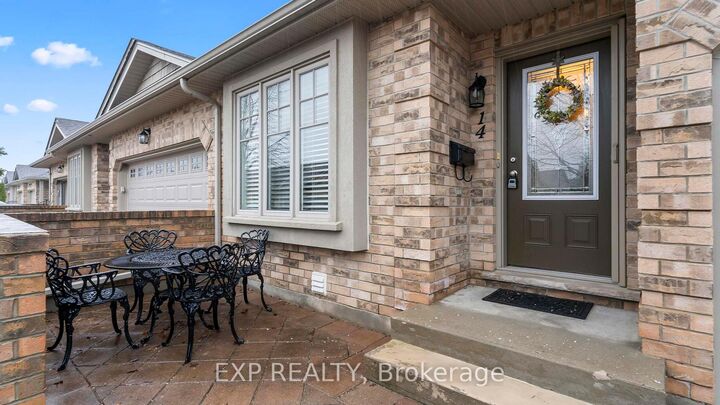 Property Photo: 2100 Denview Avenue 14 ON N6G 0J5