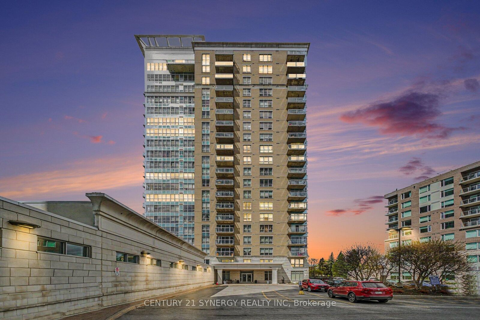 Property Photo: 70 Landry Street 1201 ON K1L 0A8