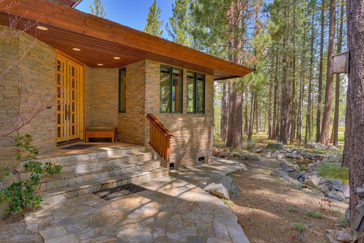 Property Photo: 87 Bluff View CA 96106