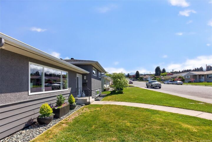 Property Photo:  3945 Exton St  BC V9Y 3X8 
