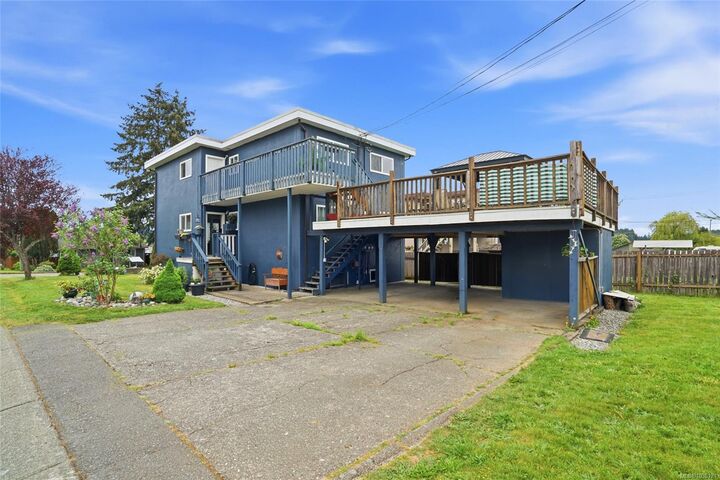 Property Photo: 3805 Morgan Cres N BC V9Y 6C1