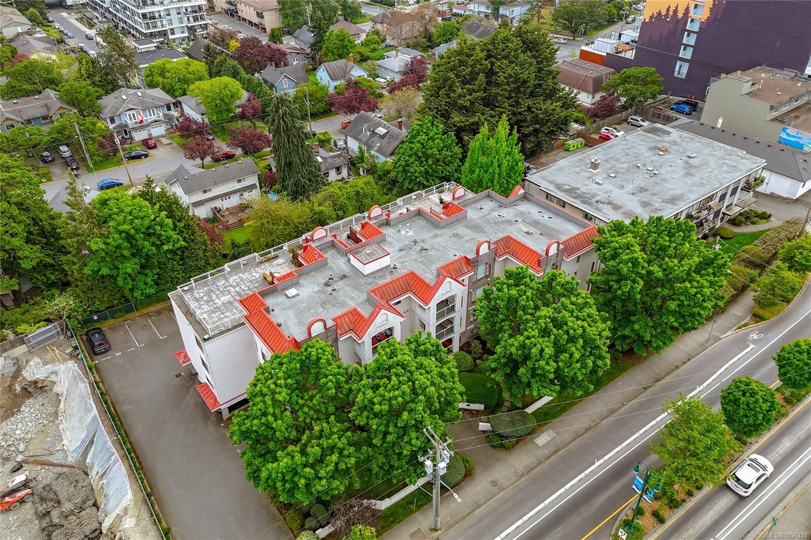 Property Photo:  873 Esquimalt Rd 107  BC V9A 3M5 