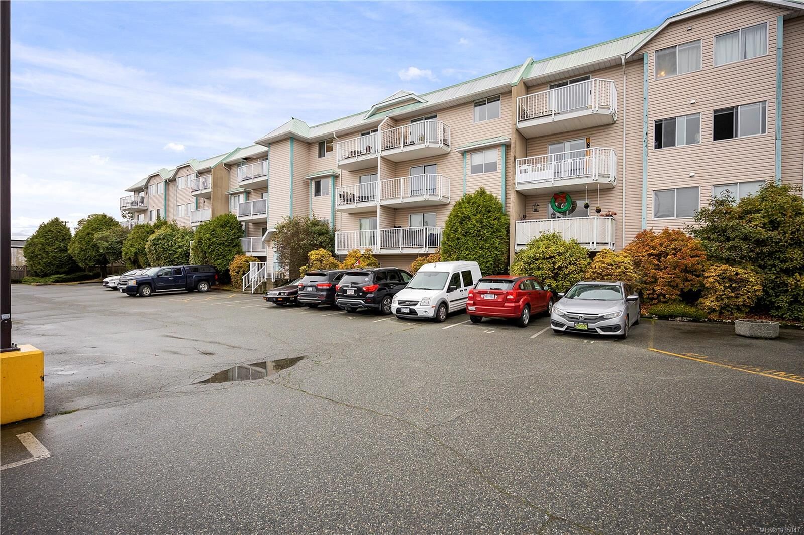 Property Photo:  3185 Barons Rd 315  BC V9T 5T3 