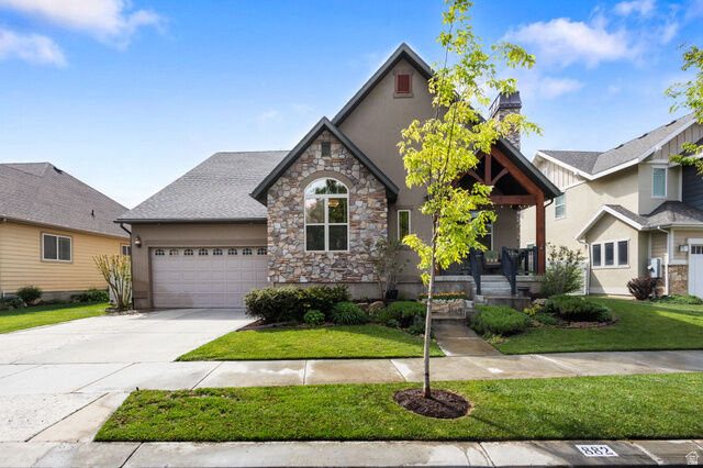 Property Photo:  882 S Sego Lily Way  UT 84664 