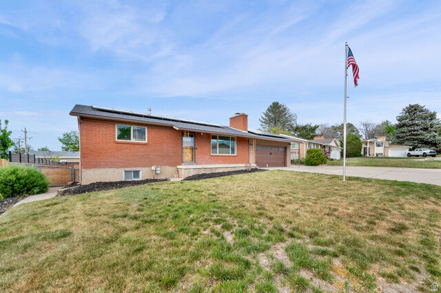 Property Photo:  521 E 8045 S  UT 84070 
