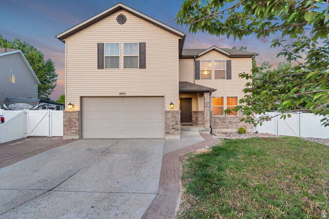 Property Photo:  1035 W 400 S  UT 84660 