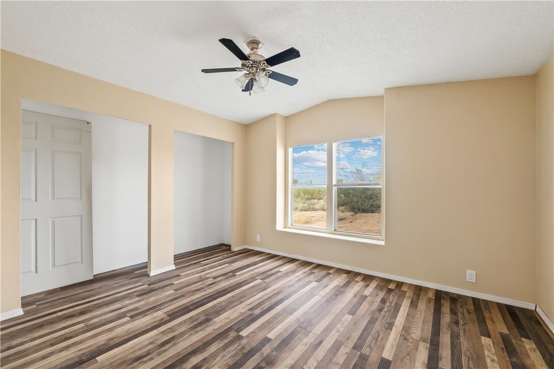 Property Photo:  3649 N Araby Road  AZ 86413 