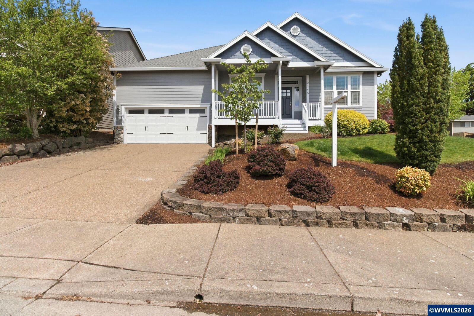 Property Photo: 2145 Banyonwood Av NW OR 97304