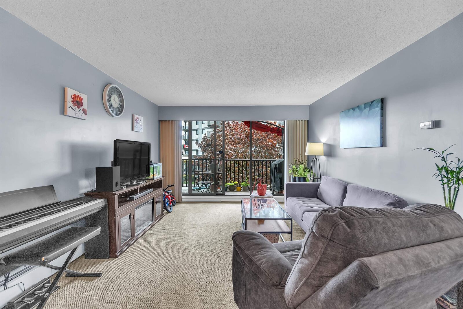 Property Photo:  170 E 3rd Street 107  BC V7L 1E6 