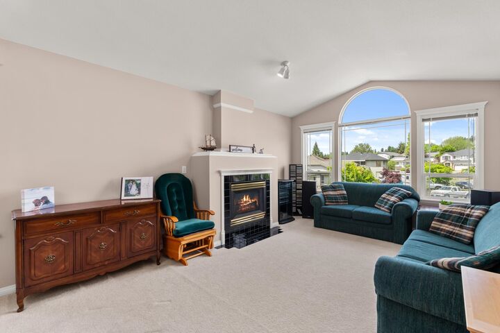 Property Photo:  8262 Wharton Place  BC V2V 7A4 