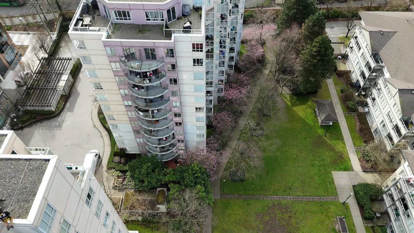 Property Photo:  3455 Ascot Place 106  BC V5R 6B7 