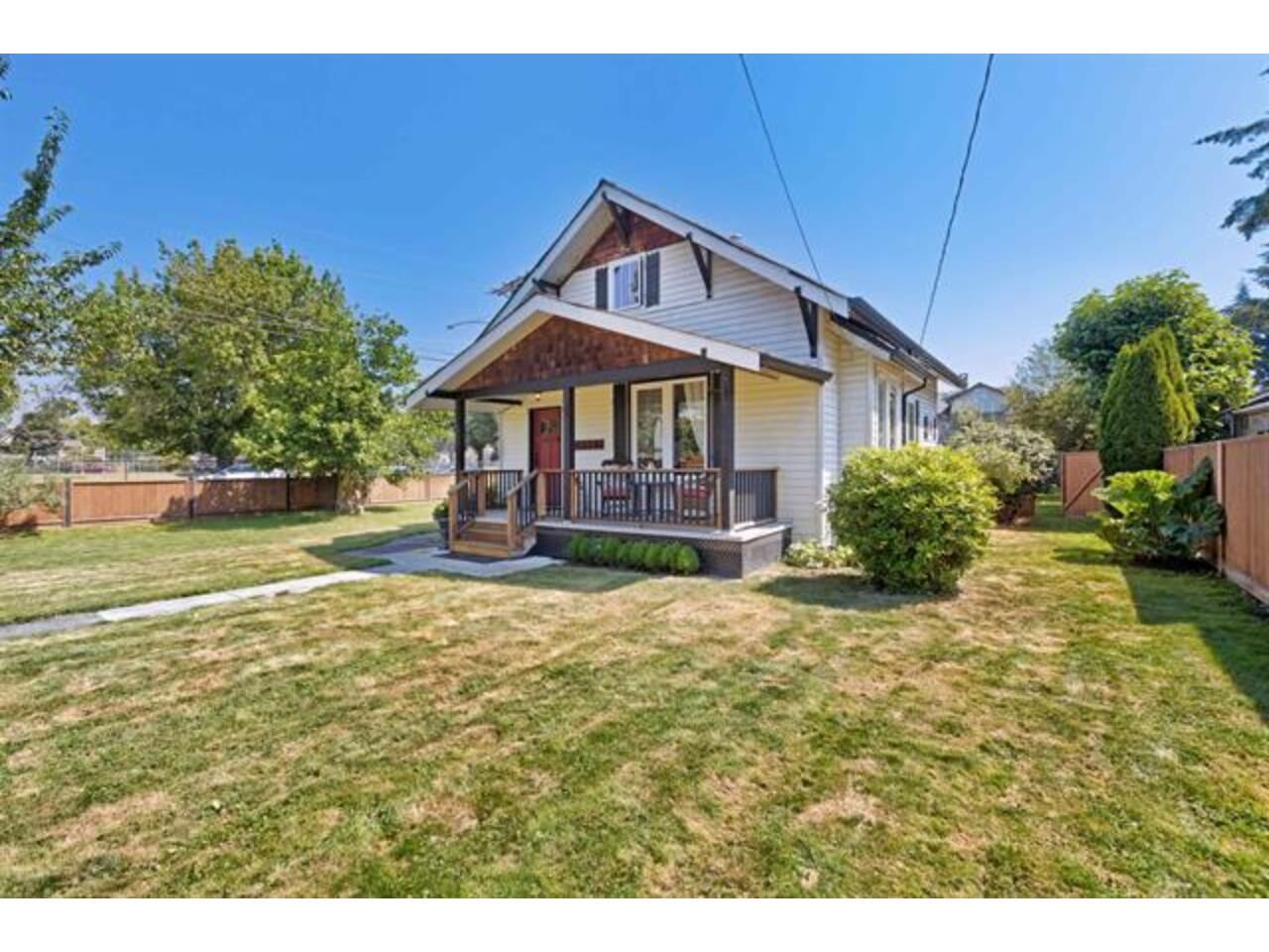 Property Photo:  5690 Riverside Street  BC V4X 1T4 