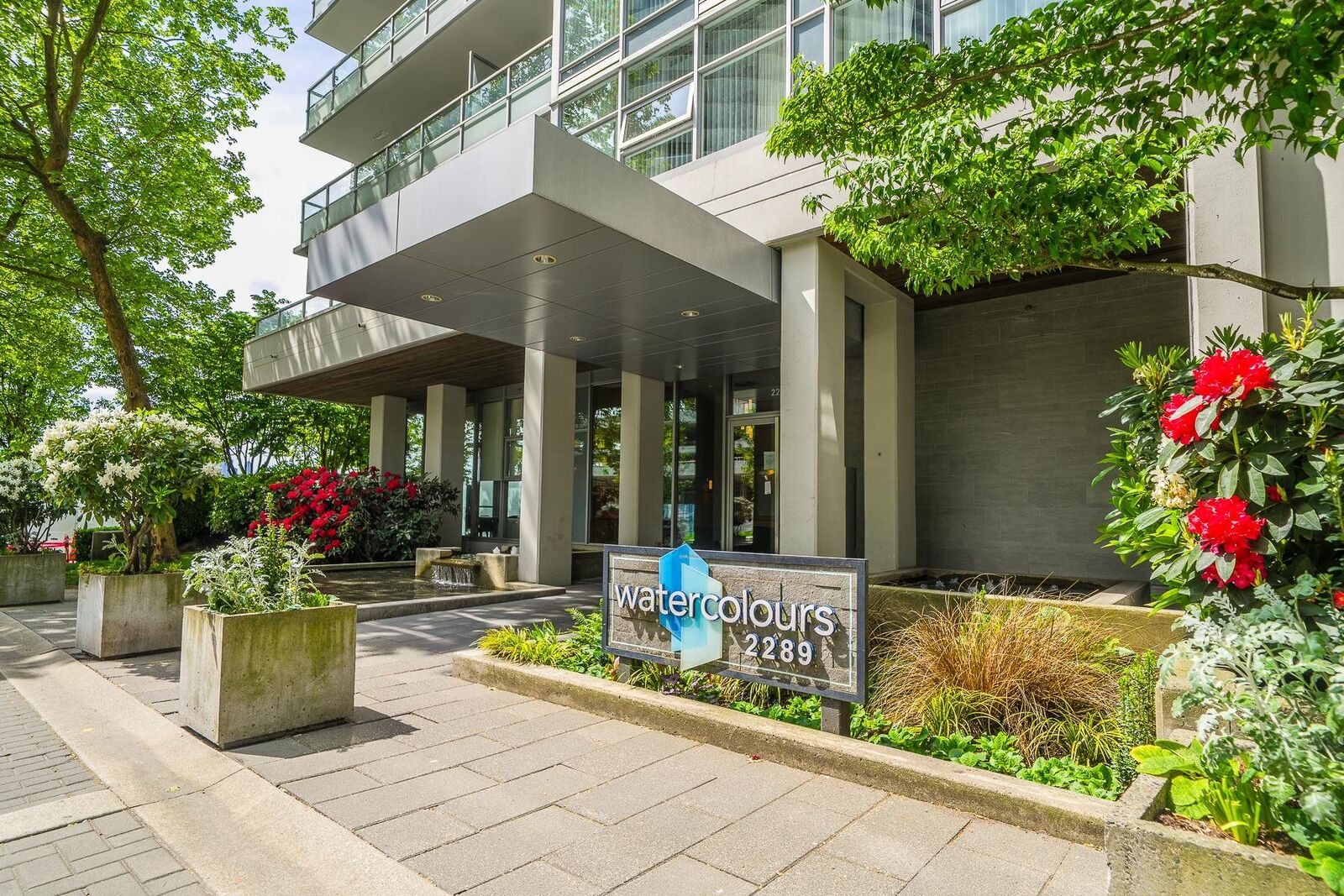 Property Photo:  2289 Yukon Crescent 802  BC V5C 0B2 