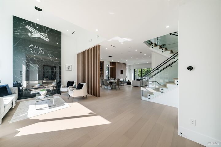 Property Photo:  817 Cornell Avenue  BC V3J 2Z3 