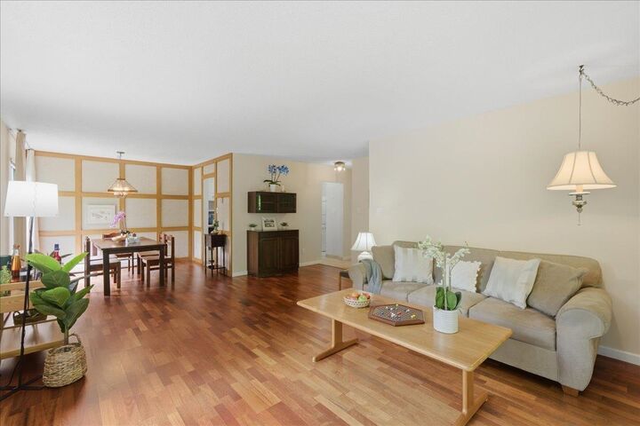 Property Photo:  1710 13th Avenue 202  BC V6J 2H1 