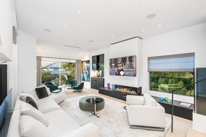 Property Photo:  4416 W 1st Avenue  BC V6R 4J4 