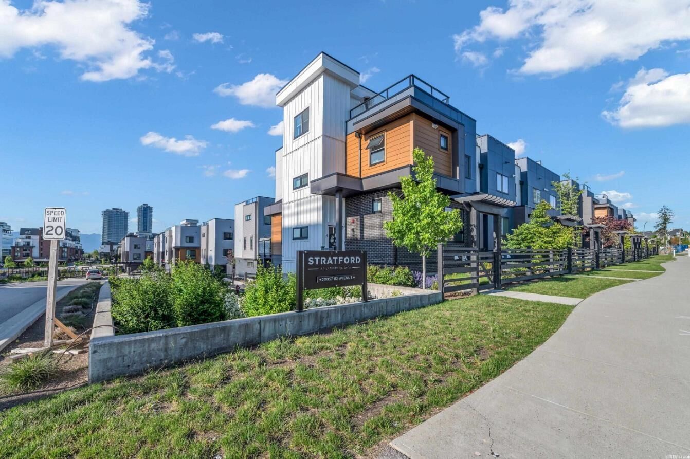 Photo de la propriété:  20057 82 Avenue 53  BC V2Y 3S4 