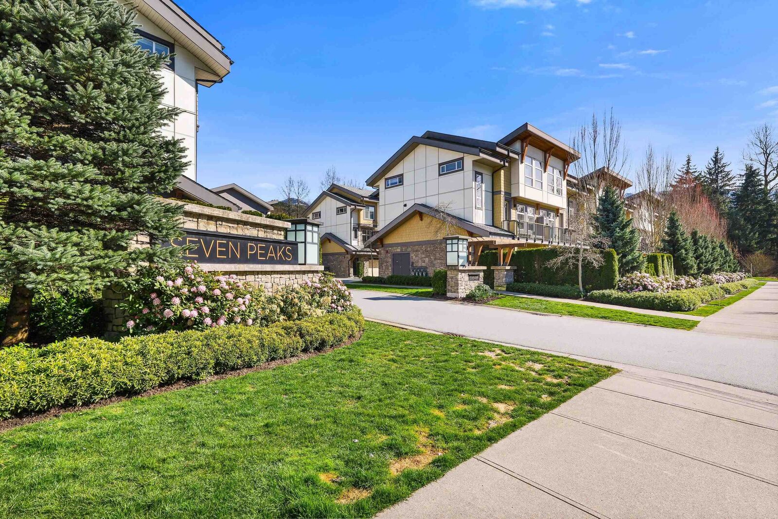 Property Photo:  39548 Loggers Lane 15  BC V8B 0K1 