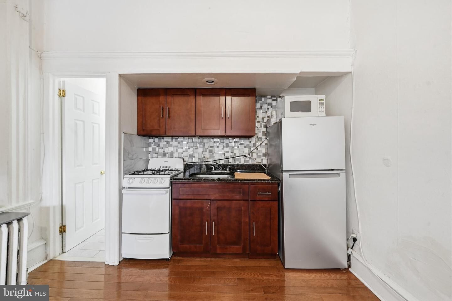 Property Photo: 2224 S Broad Street 1st Fl Front PA 19145