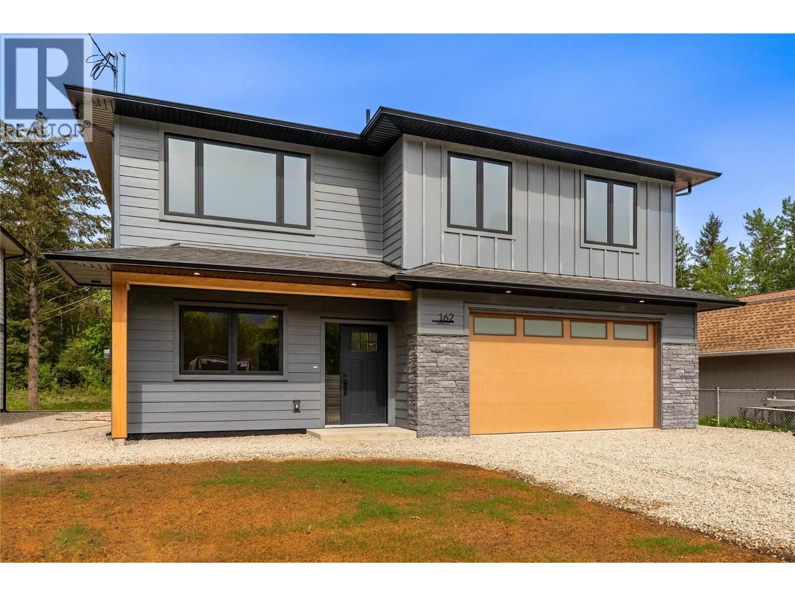 Property Photo:  166 2nd Avenue  BC V1E 3J4 