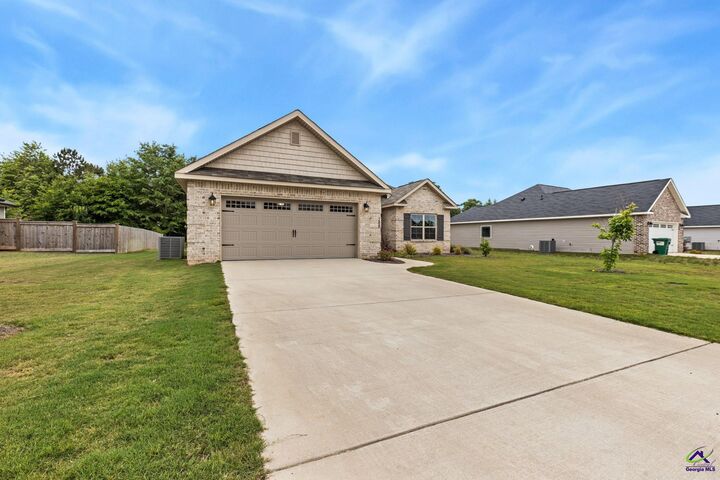 Property Photo:  248 Overton Drive  GA 31069 