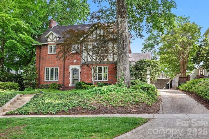 Property Photo:  1527 Stanford Place  NC 28207 