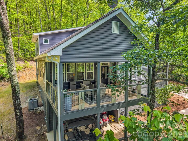Property Photo:  737 Melrose Mountain Road  NC 28782 