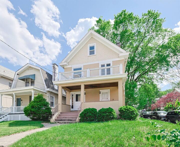 Property Photo:  2635 Observatory Avenue  OH 45208 