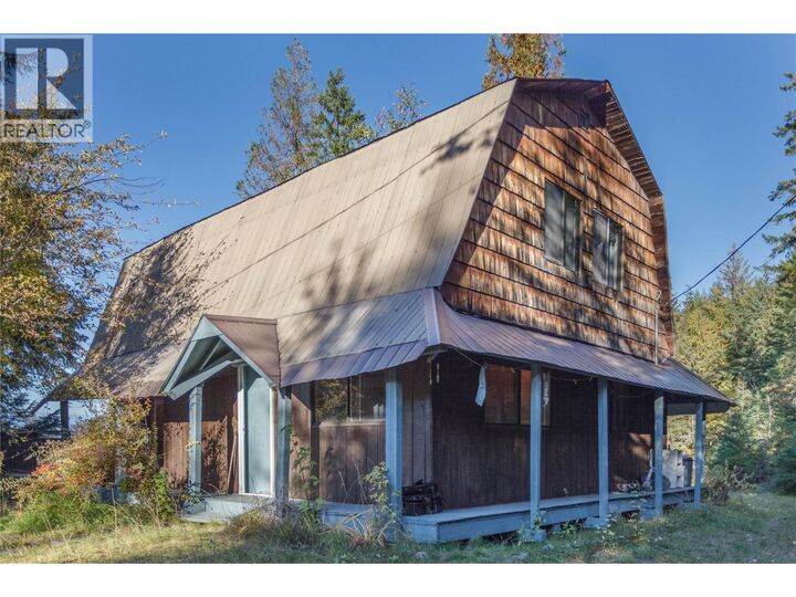 3217 Lumby Mabel Lake Road — photo 1
