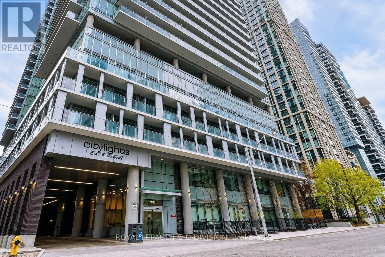 Property Photo:  99 Broadway Avenue 1807  ON M4P 0E3 