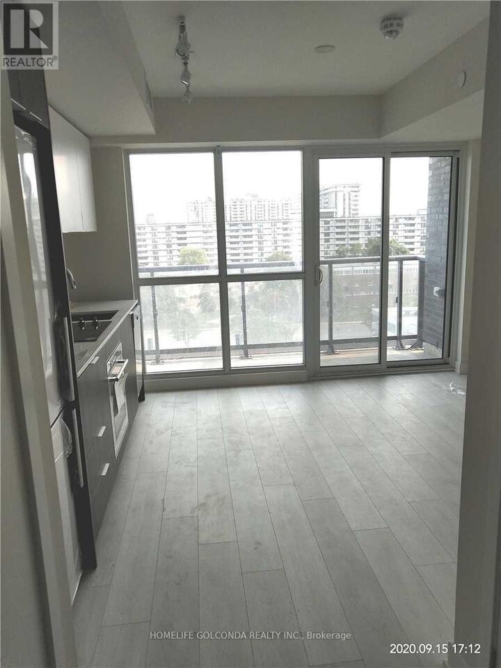 Property Photo:  2 Sonic Way 809  ON M3C 0P2 