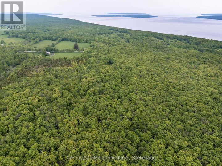 Property Photo:  104 Crawford Drive  ON N0H 2T0 