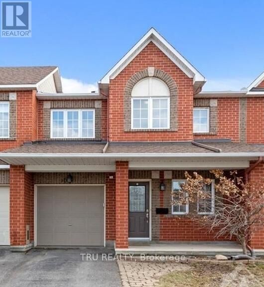 Property Photo:  94 Hathaway Drive  ON K2G 6S6 