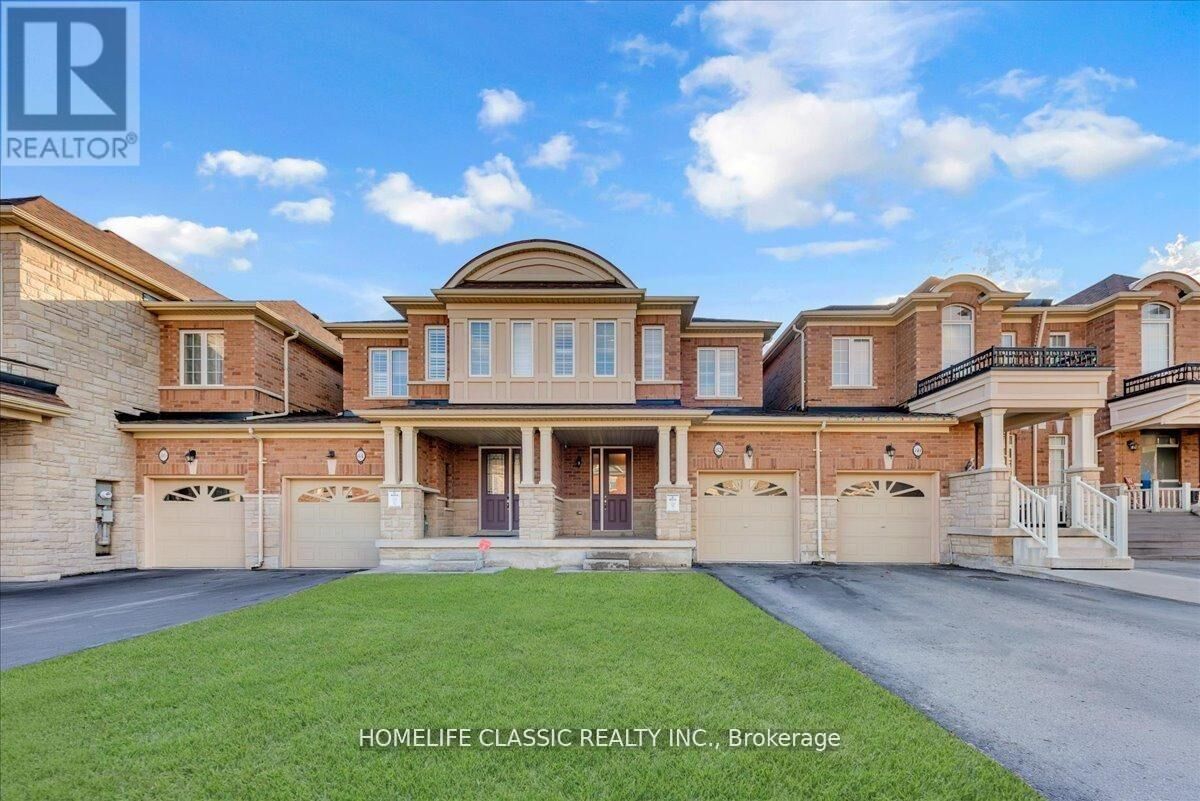 Property Photo:  82 Blackberry Valley Crescent  ON L7C 3Z8 