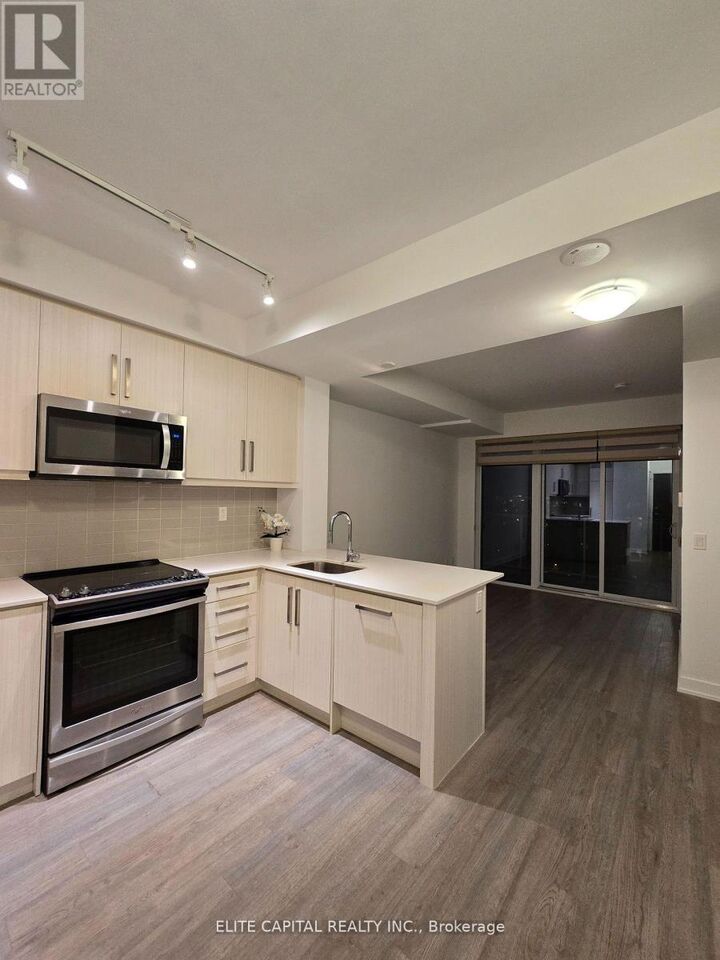 Property Photo:  5180 Yonge Street 2604  ON M2N 5P6 