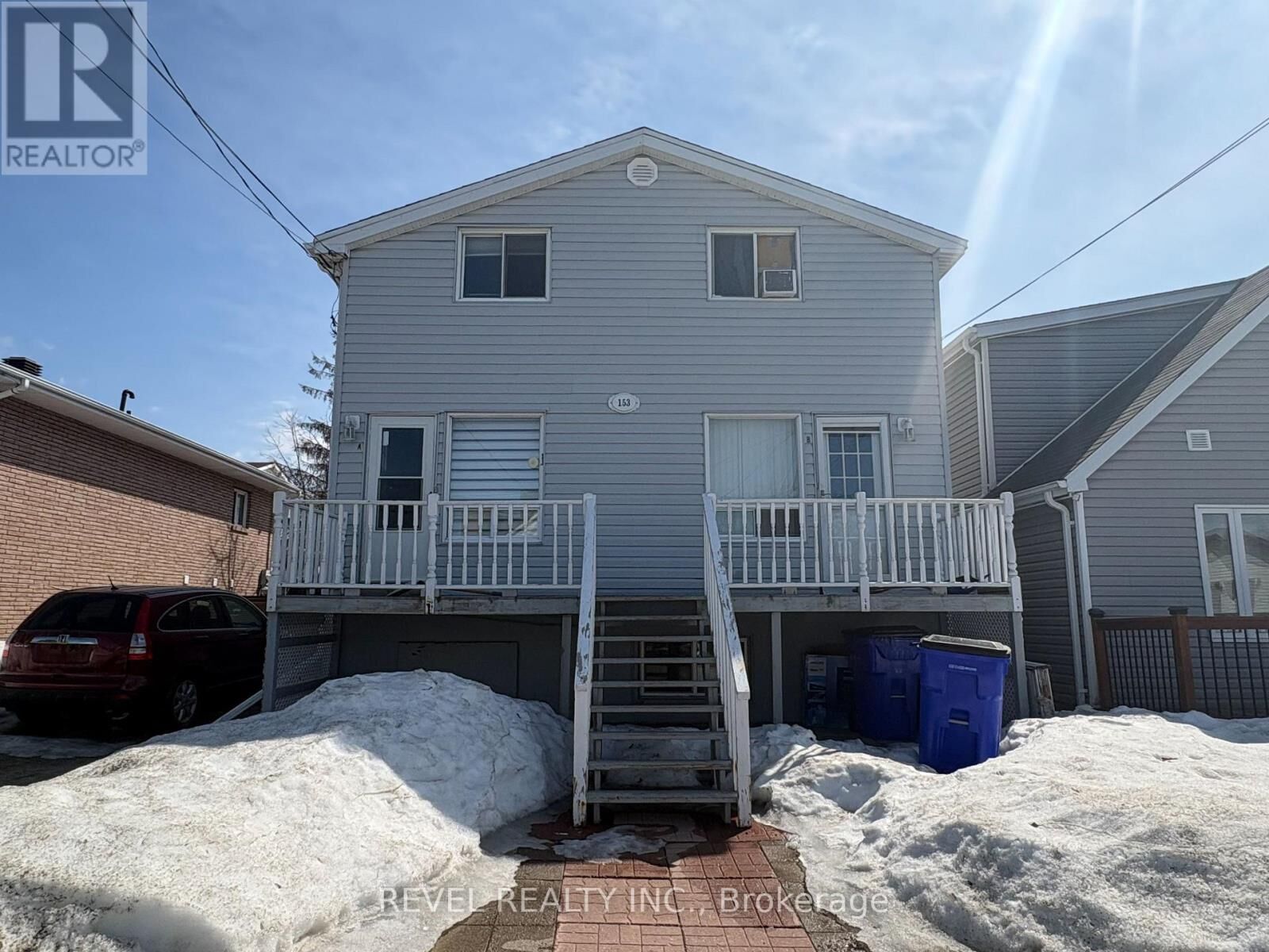 Property Photo:  153 Bannerman Avenue  ON P4N 2Y7 