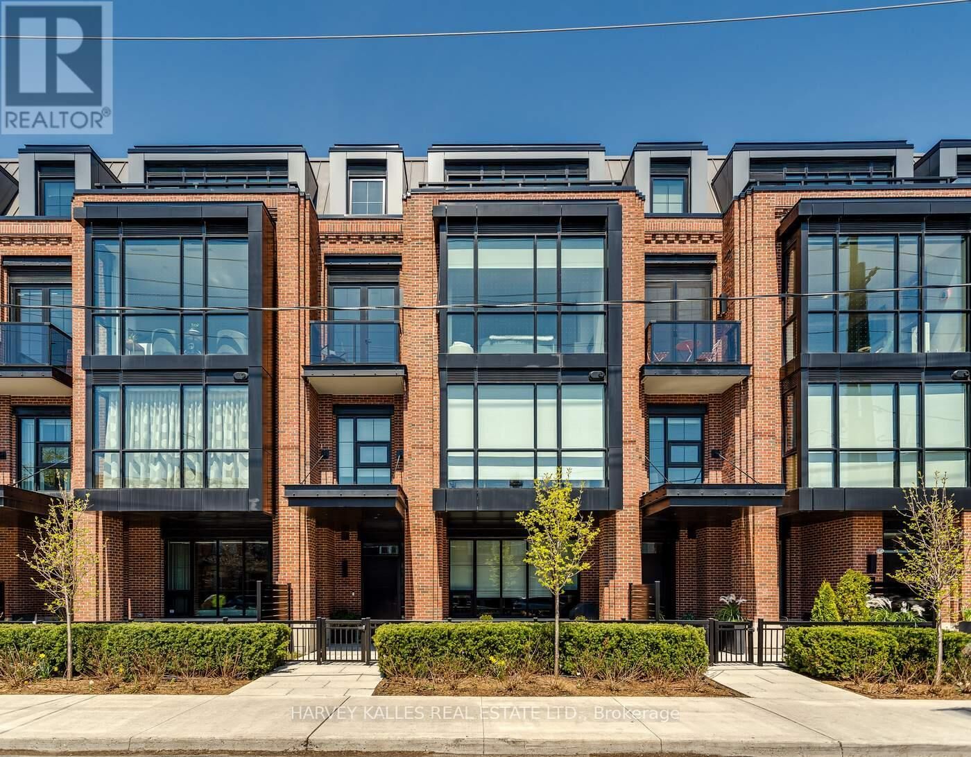 Property Photo:  36 Birch Avenue 309  ON M4V 0B5 