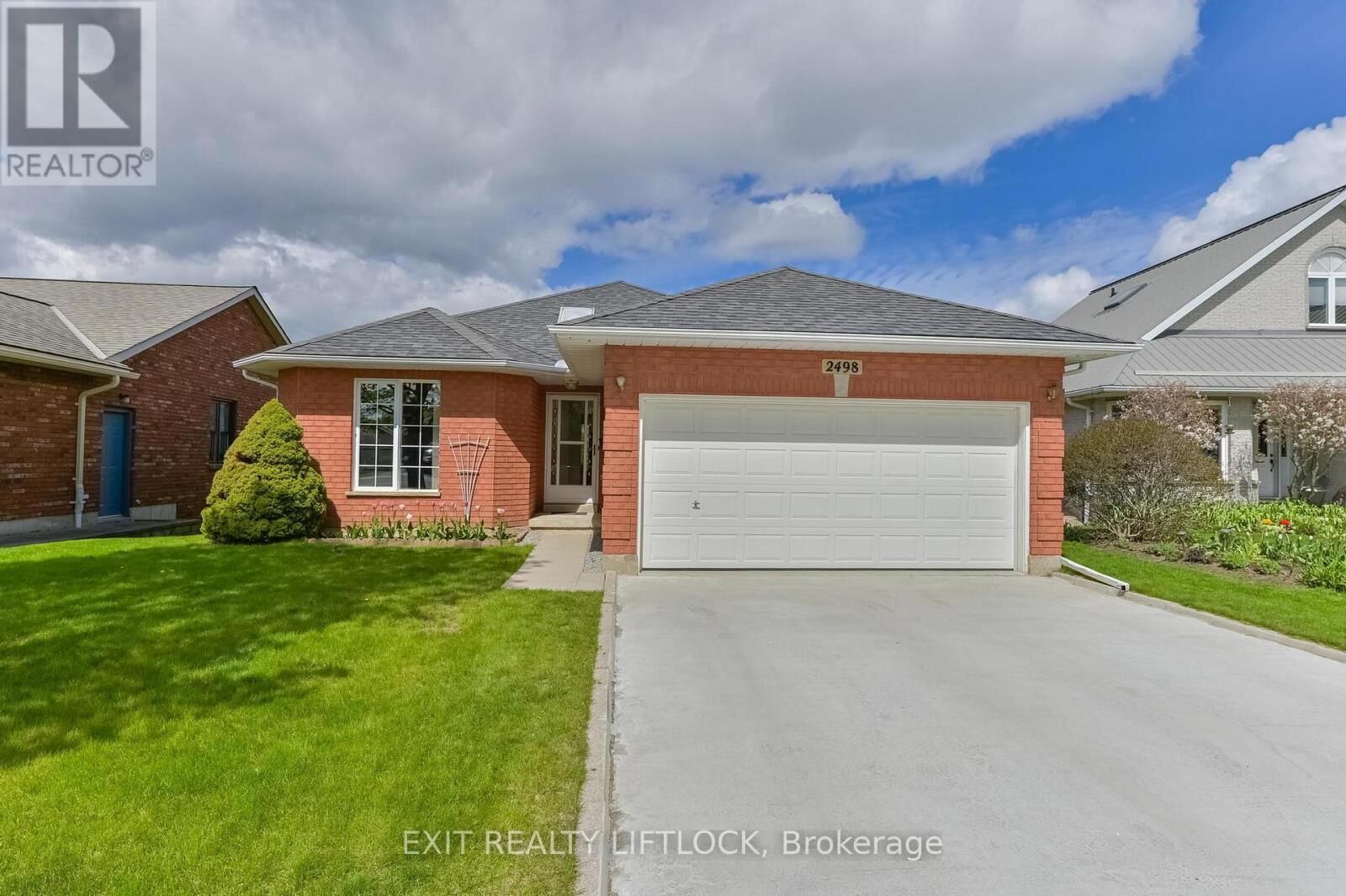 Property Photo:  2498 Marsdale Drive  ON K9L 1R4 
