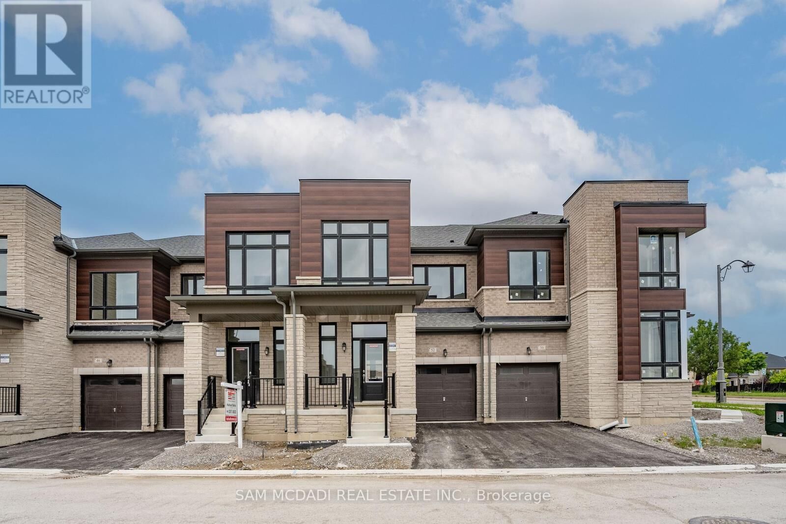 Property Photo:  52 Fish Drive  ON L4G 4A7 