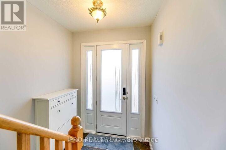 Property Photo:  1109 Lindsay Drive  ON L6M 3B4 
