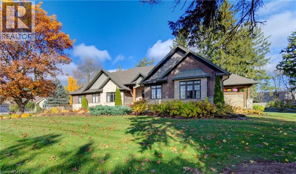 Property Photo:  52 Edgehill Drive  ON N2P 2C6 