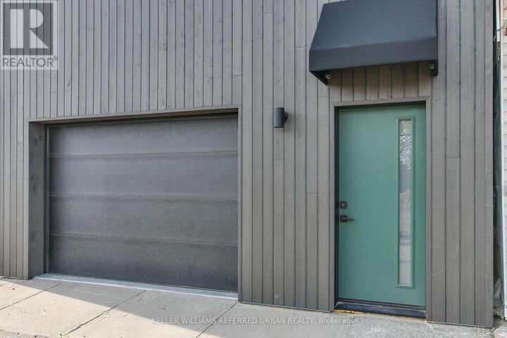 Property Photo:  101R Pendrith Street  ON M6G 1R8 
